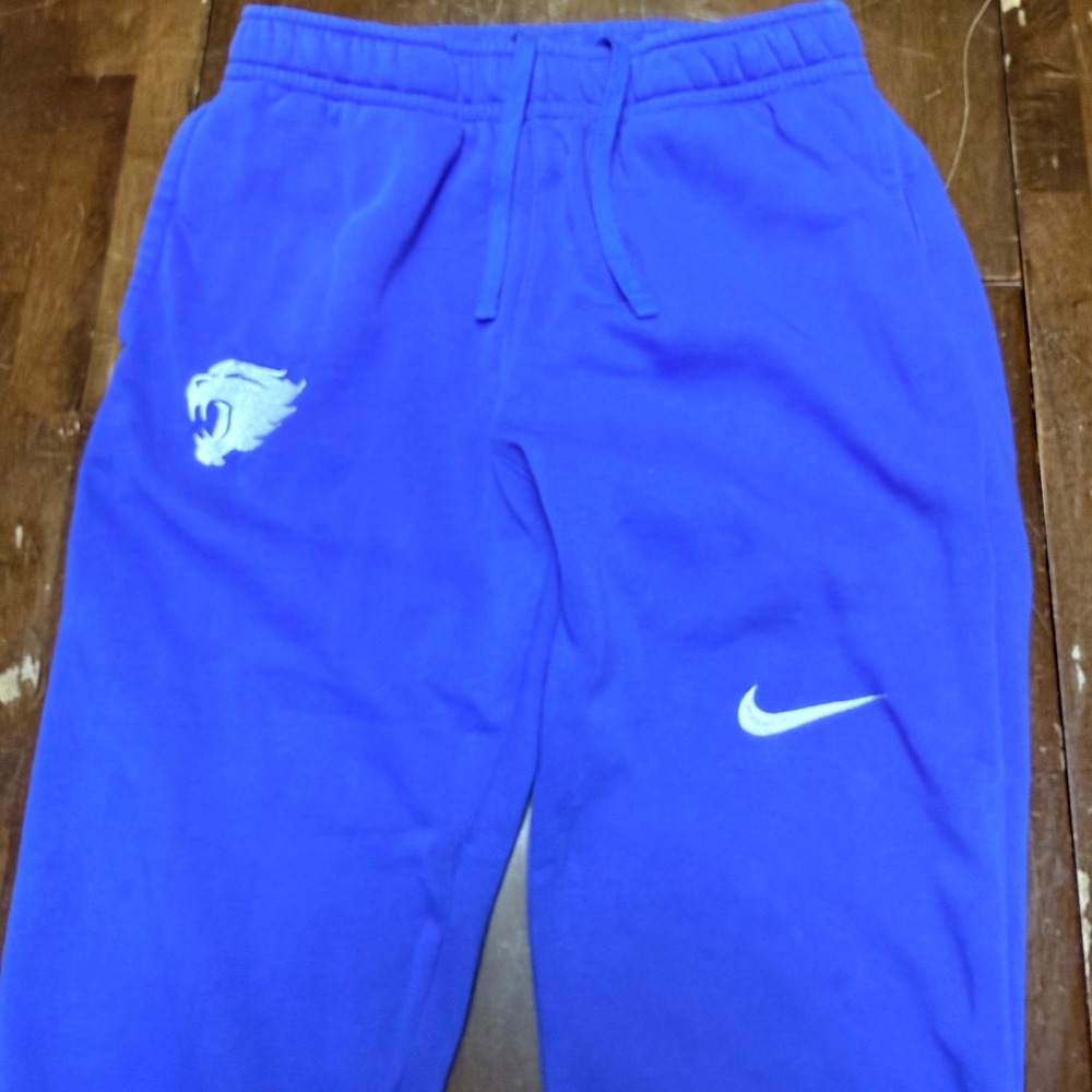 Nike Ky Wildcats Jogger Sweatpants Mens Small Blue Club Fleece Mascot DZ8975 BBN